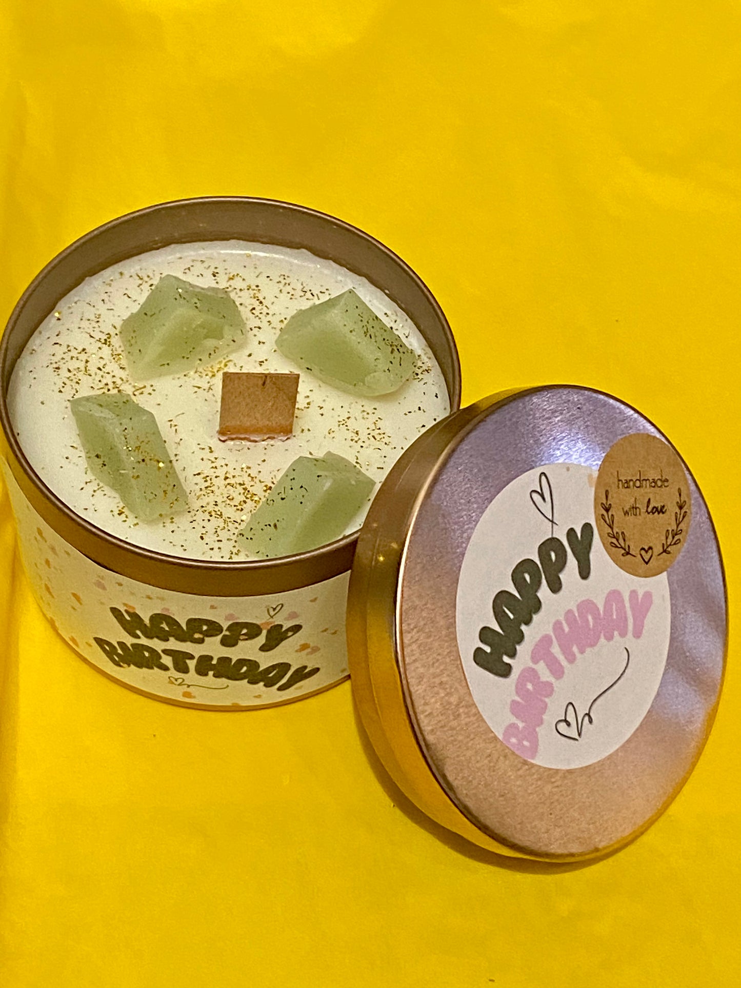 Scented Tin Luxury " Happy Birthday " Candle – Handmade Gift with Wooden Wick & Glitter. 8oz - Choose your Scent | Gift for her | Surprise |Fun