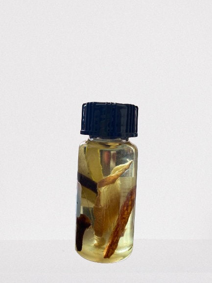 Career Hoodoo Oil, For Success, Prosperity and Stability, in a Career or Professional Path, Anointing oil, Spiritual,Gift