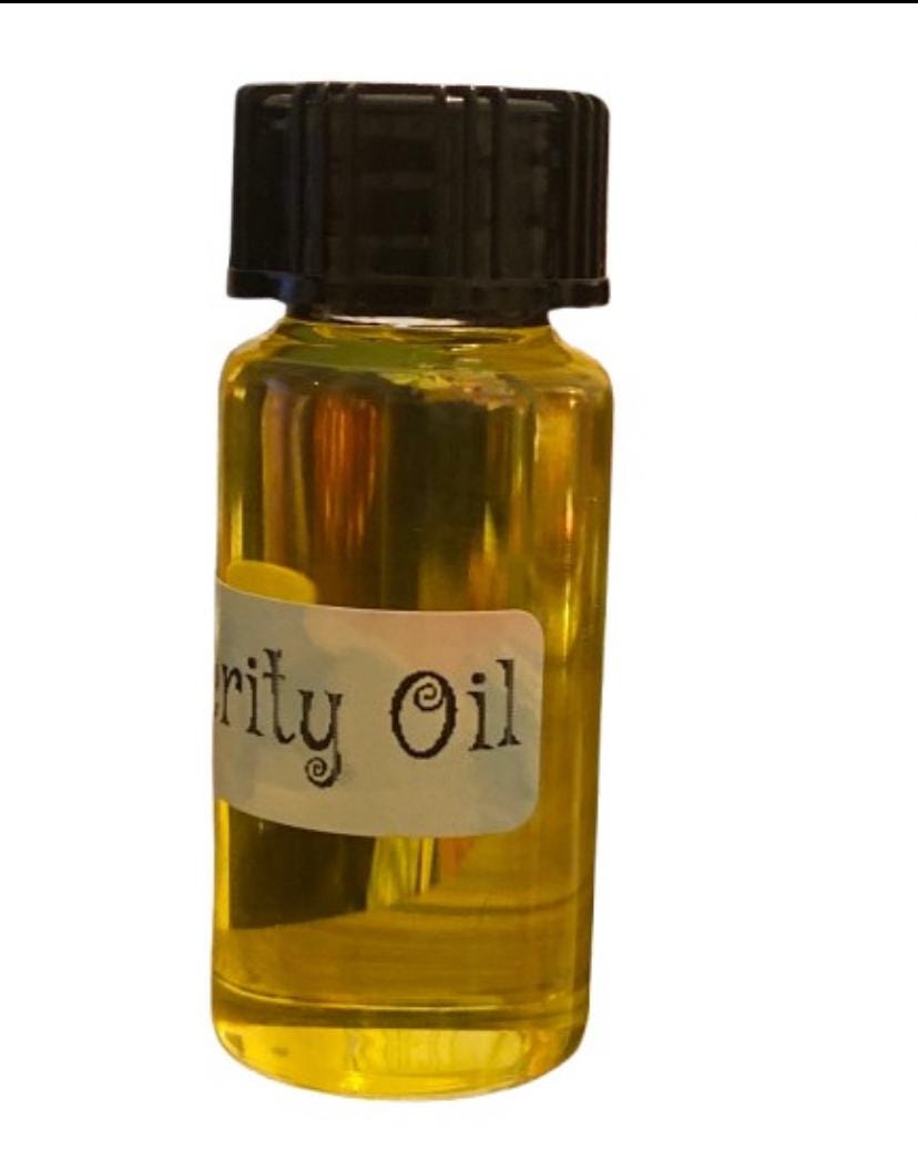 Prosperity Hoodoo Oil, With Herbs And Roots 10ml For Wealth And Success. Use on the skin, clothes, candles and in rituals.