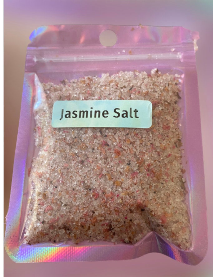 30g Hoodoo Jasmine Salt with Roses, Use to attract Love, Purify, Harmony, Positive Energy.